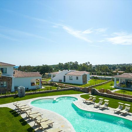 Aparthotel Enaja - Luxury Retreat à Budoni Extérieur photo