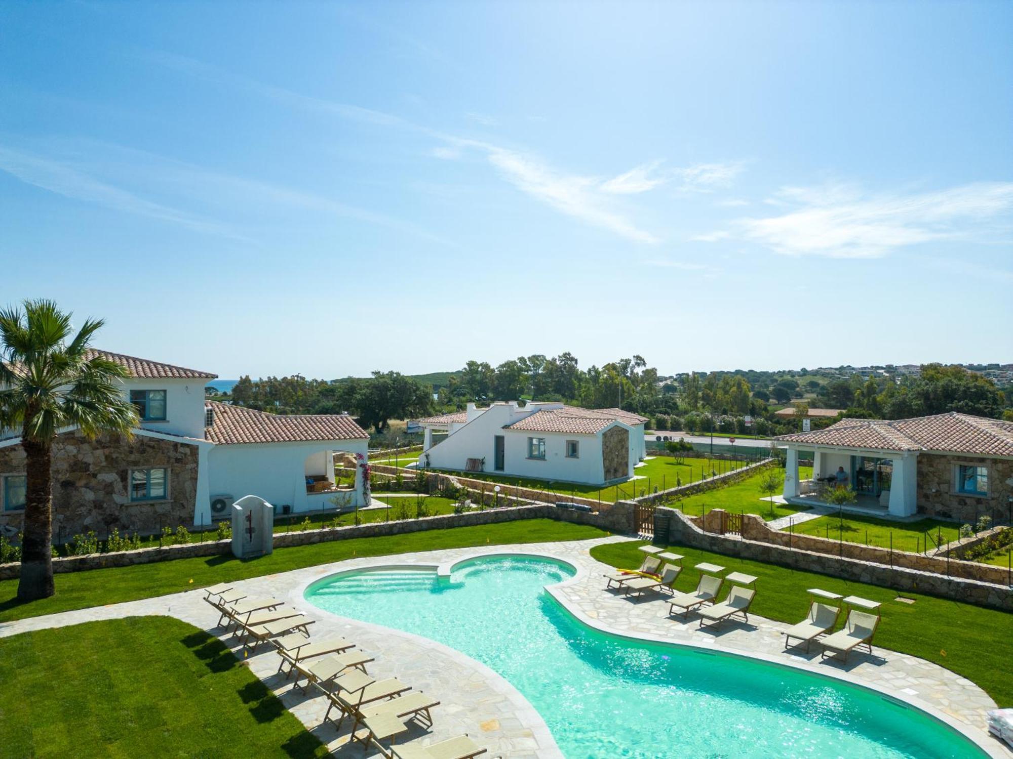 Aparthotel Enaja - Luxury Retreat à Budoni Extérieur photo